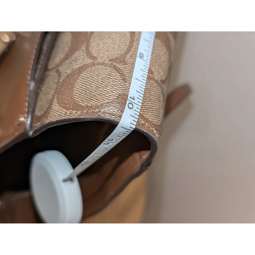 Coach Avary Tote Signature Canvas Leather Tote F48630